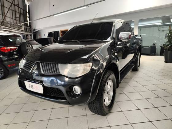 MITSUBISHI L200 TRITON 3.5 HPE 4X4 CD V6 24V FLEX 4P AUTOMÁTICO MITSUBISHI L200 TRITON 3.5 HPE 4X4 CD V6 24V FLEX 4P AUTOMÁTICO